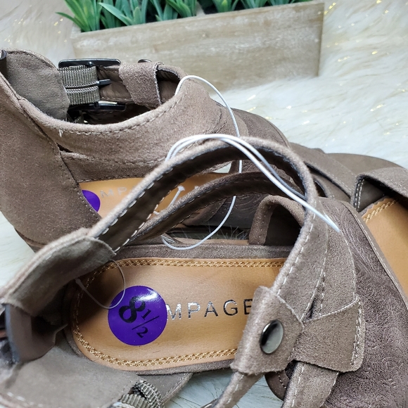 SOLD✅️Women Sandals - Picture 4 of 6